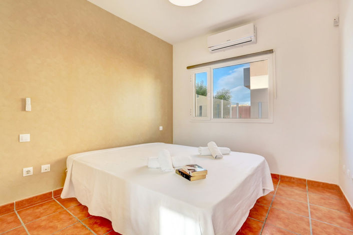 Image No.17-2 Bed Apartment for sale