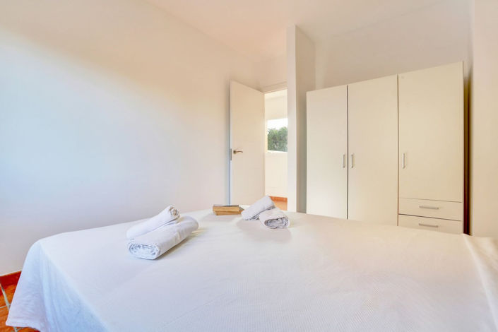 Image No.18-2 Bed Apartment for sale