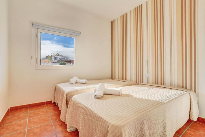 Image No.21-2 Bed Apartment for sale