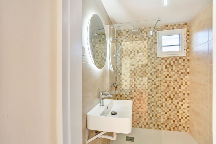 Image No.24-2 Bed Apartment for sale