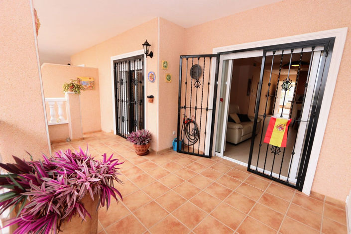 Image No.21-2 Bed Apartment for sale