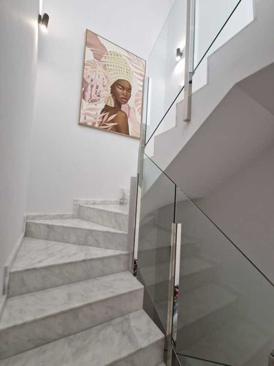 Image No.10-3 Bed Townhouse for sale