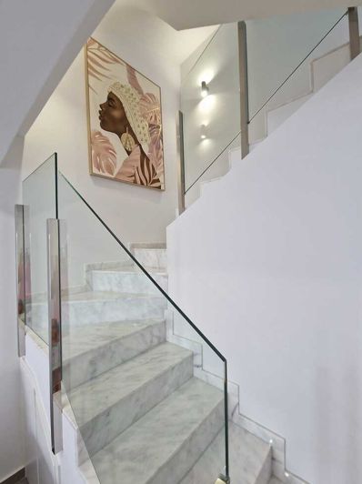 Image No.6-3 Bed Townhouse for sale