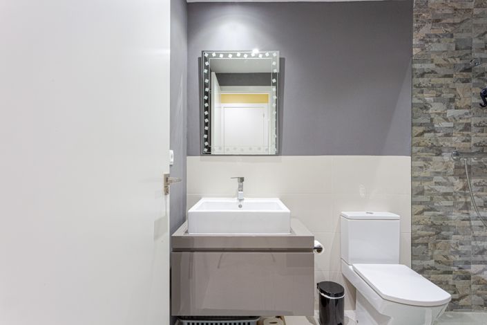 Image No.12-2 Bed Apartment for sale