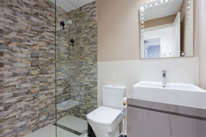 Image No.17-2 Bed Apartment for sale