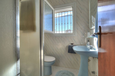 12-53013098fcab6c38b1379cd33298e050