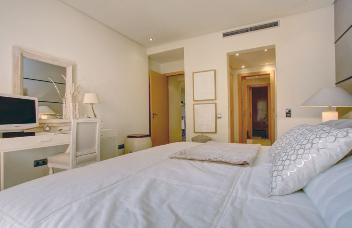 Image No.24-3 Bed Apartment for sale