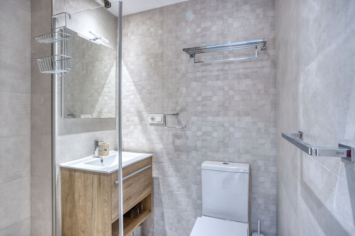 Image No.20-2 Bed Apartment for sale