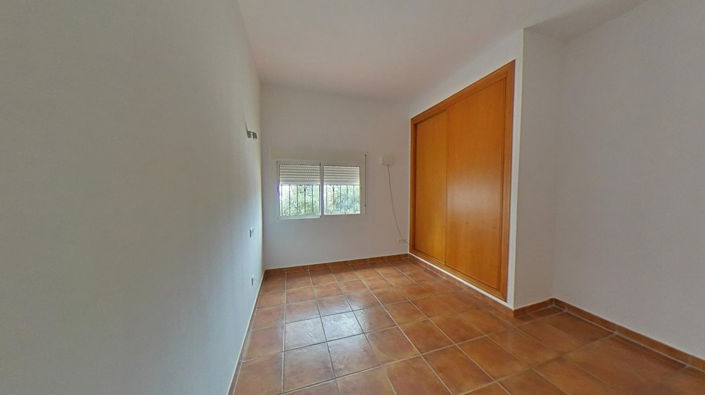 Image No.9-Appartement de 2 chambres à vendre à Estepona