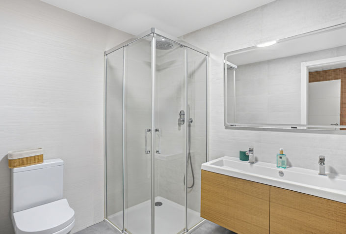 Image No.24-3 Bed Apartment for sale