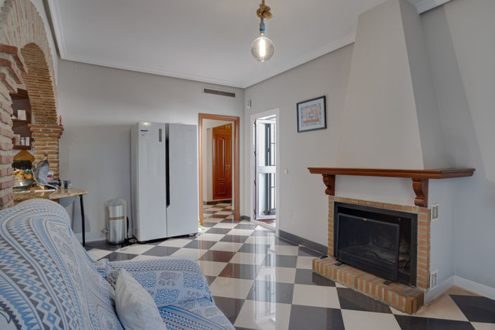 Image No.15-5 Bed Villa for sale