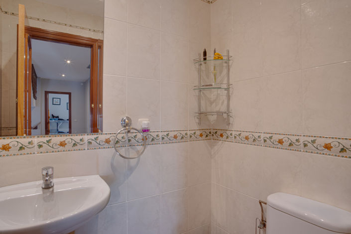 Image No.24-5 Bed Villa for sale