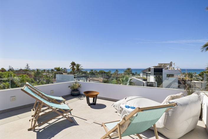 Image No.2-5 Bed Villa for sale