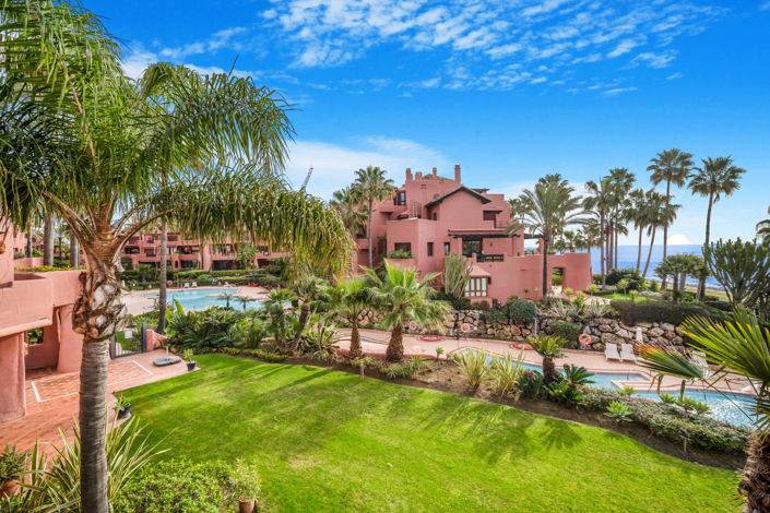 Image No.12-3 Bed Apartment for sale