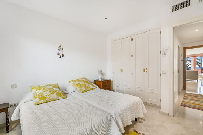 Image No.9-3 Bed Apartment for sale