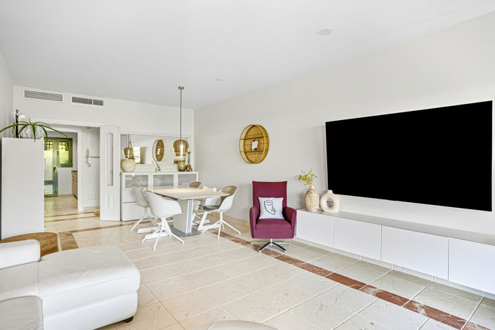 Image No.10-2 Bed Apartment for sale