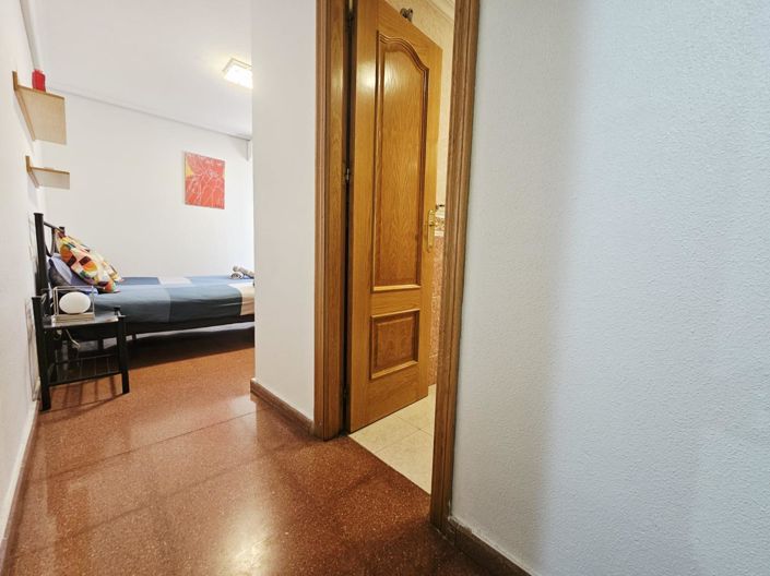 Image No.16-3 Bed House for sale