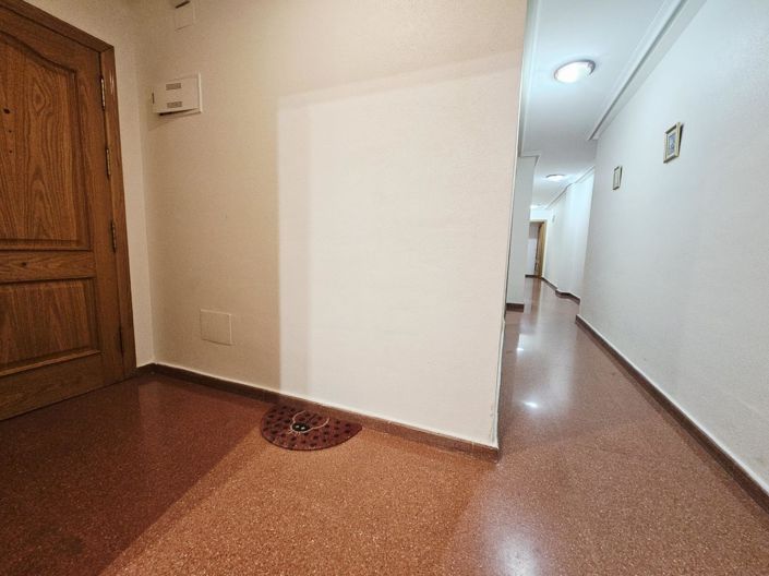 Image No.17-3 Bed Apartment for sale