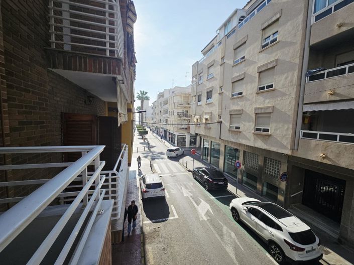 Image No.20-3 Bed Apartment for sale