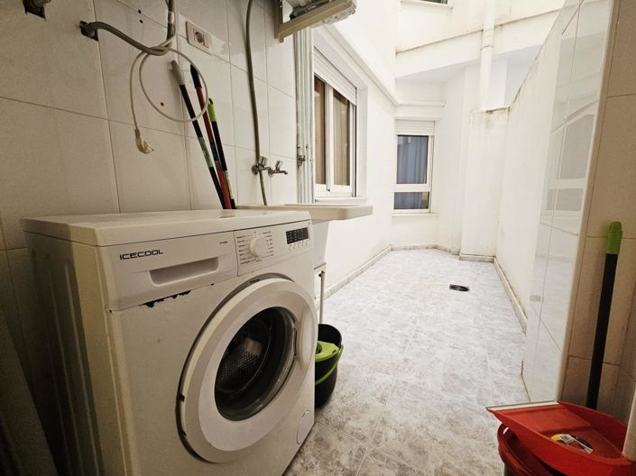 Image No.8-3 Bed Apartment for sale