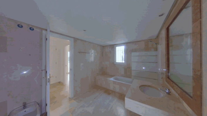 Image No.10-3 Bed Apartment for sale