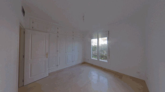 Image No.9-Villa de 3 chambres à vendre à Estepona