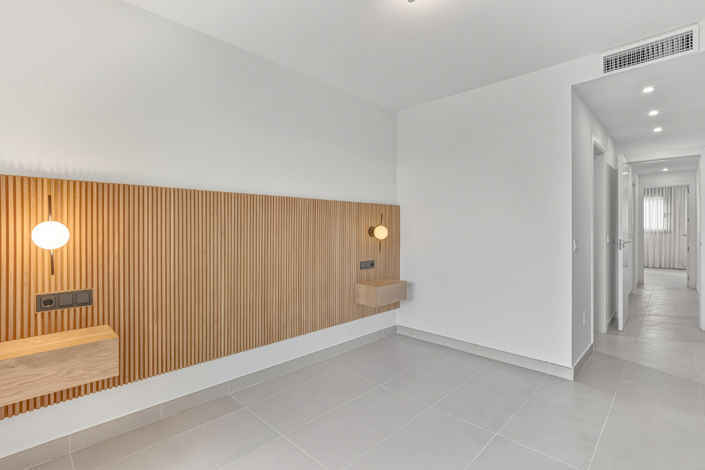 Image No.14-2 Bed Apartment for sale