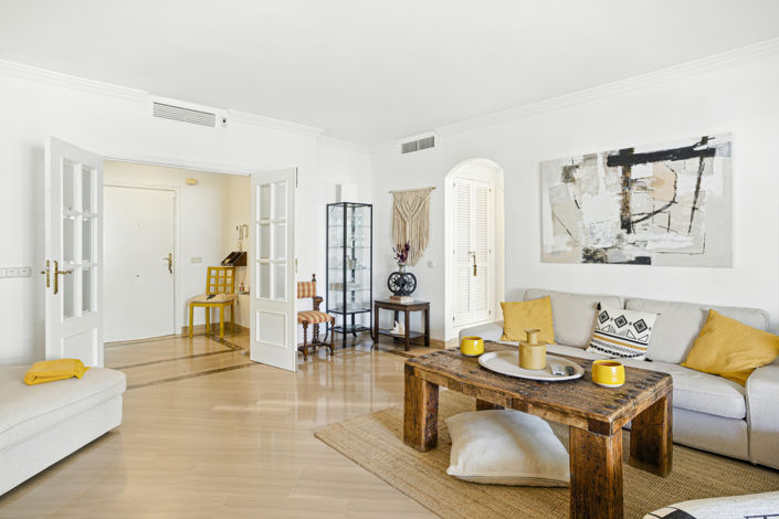 Image No.10-2 Bed Apartment for sale