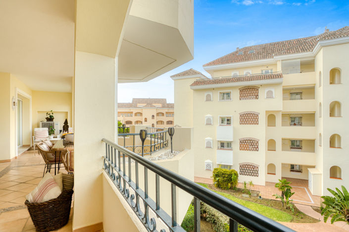 Image No.20-2 Bed Apartment for sale