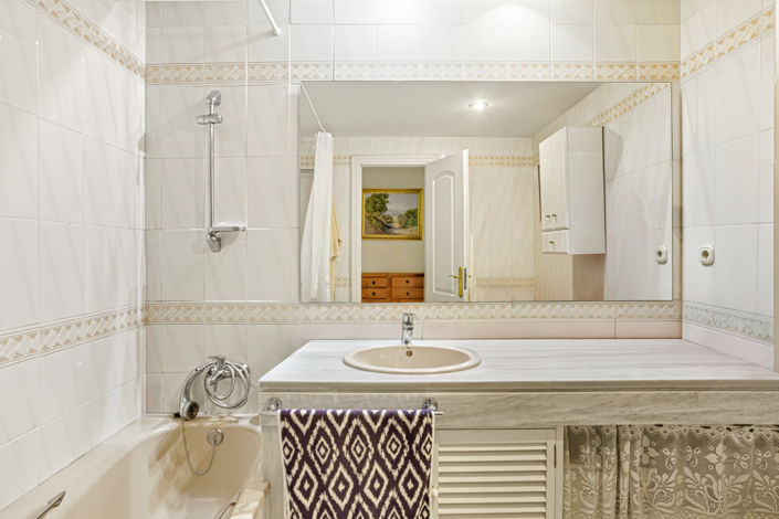 Image No.18-3 Bed Apartment for sale