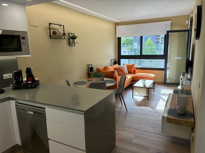 Image No.23-2 Bed Apartment for sale