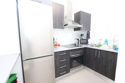 12-53013098fcab6c38b1379cd33298e050