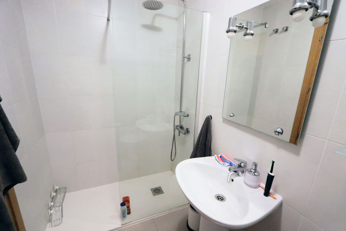 Image No.17-2 Bed Apartment for sale