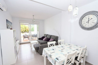 8-e64a9055bba3e77ac8aca3b893cdf826