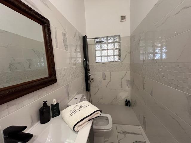 Image No.27-3 Bed Villa for sale