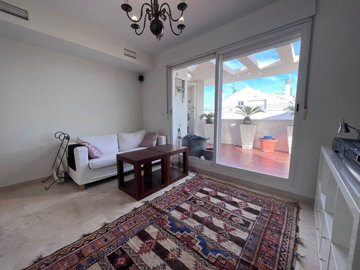 7-aa4cc561180b369757c0bb4af9886cd3