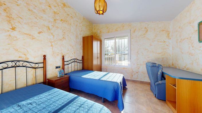 Image No.10-4 Bed Villa for sale