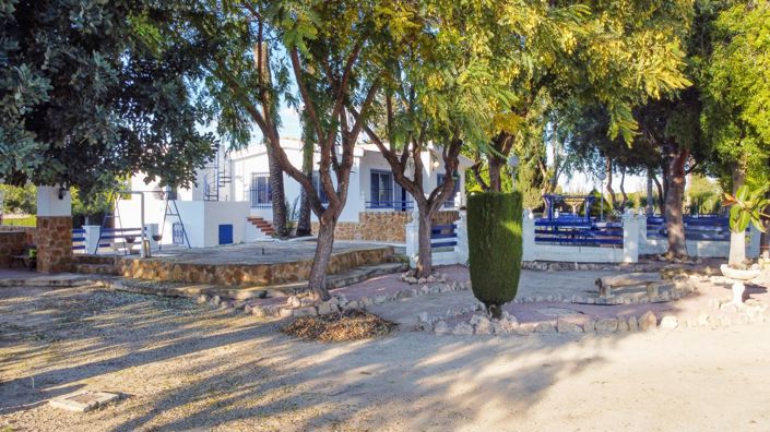 Image No.20-4 Bed Villa for sale