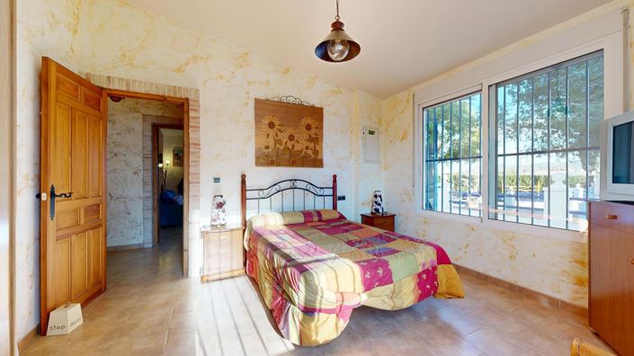 Image No.29-4 Bed Villa for sale