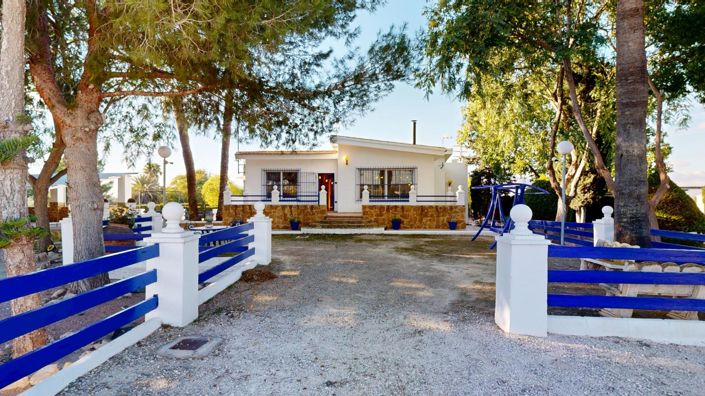 Image No.3-4 Bed Villa for sale