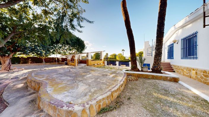 Image No.48-4 Bed Villa for sale