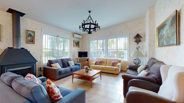 Image No.50-4 Bed Villa for sale