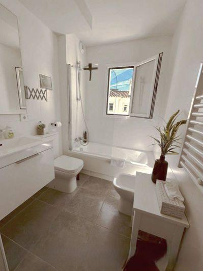 Image No.5-2 Bed Penthouse for sale