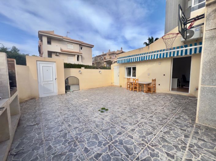 Image No.2-4 Bed Bungalow for sale