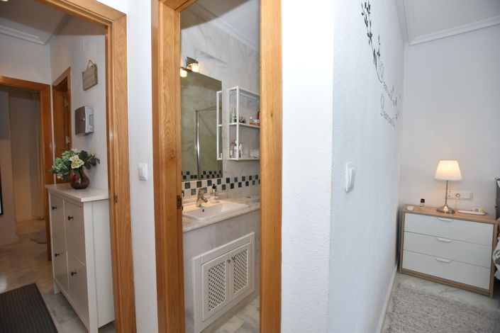 Image No.17-2 Bed Bungalow for sale