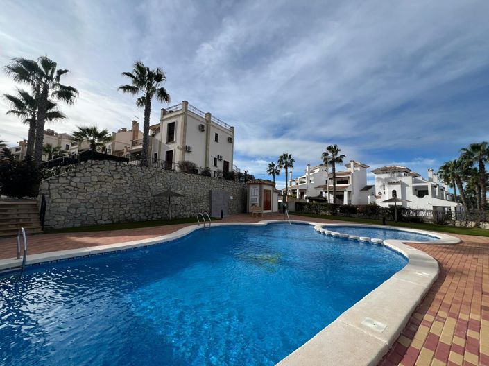 Image No.2-2 Bed Bungalow for sale