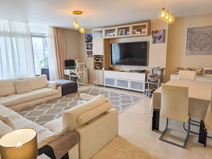 Image No.3-3 Bed Apartment for sale