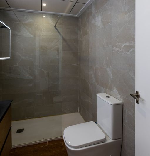 Image No.13-3 Bed Townhouse for sale