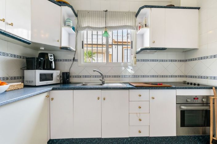 Image No.10-3 Bed Villa for sale