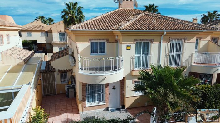 Image No.24-3 Bed Townhouse for sale